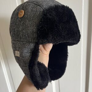 Black and Gray Winter Hat